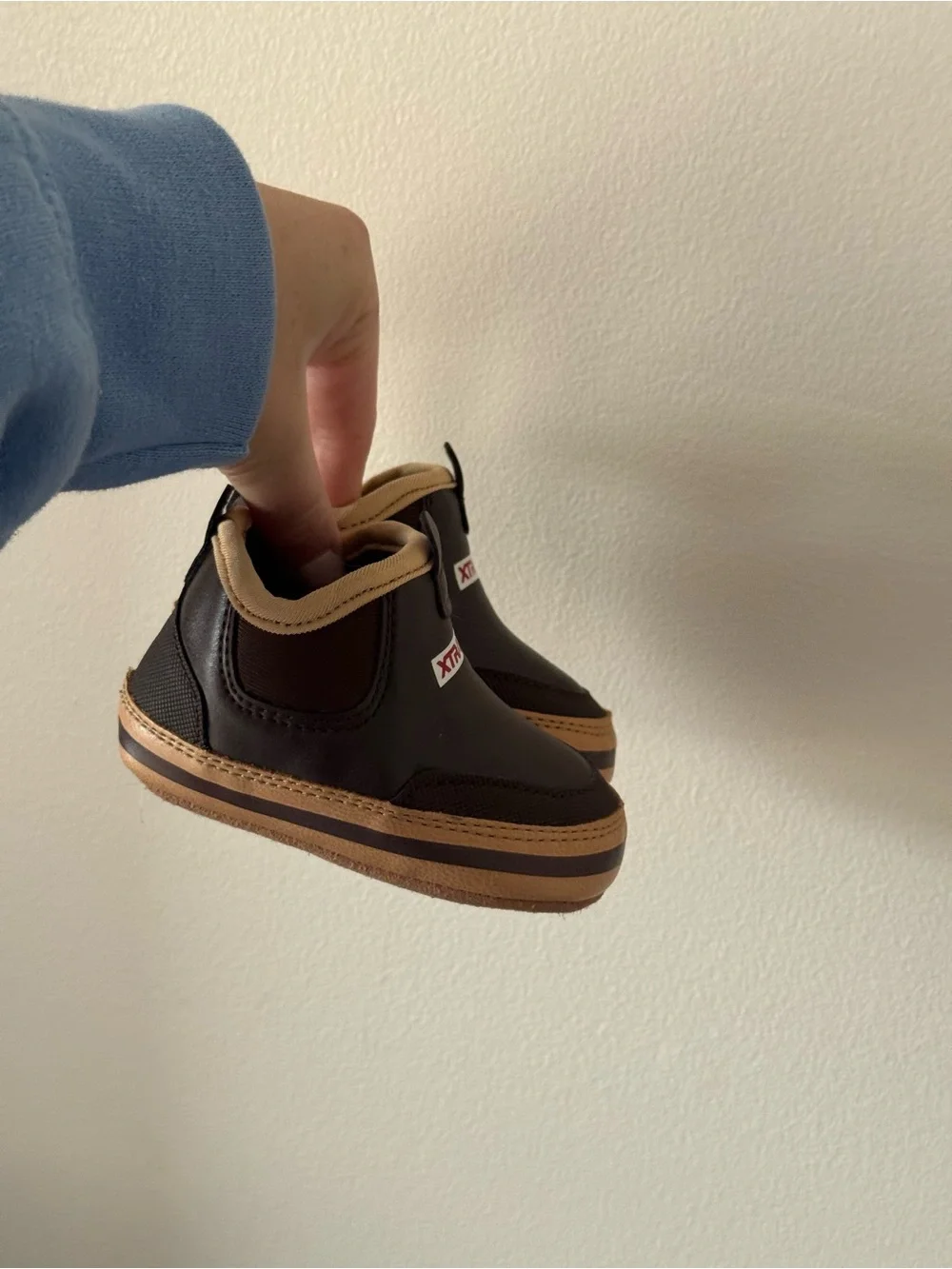 Xtratuf Brown Minnow Ankle Deck Boot